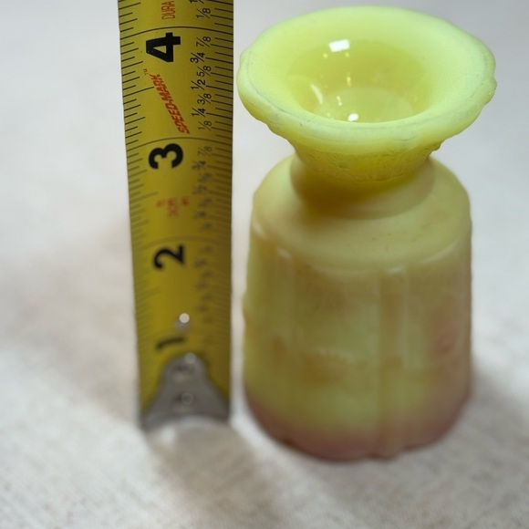 Fenton Burmese Uranium Satin Pastel Toothpick Holder/Notive - Picture 3 of 6